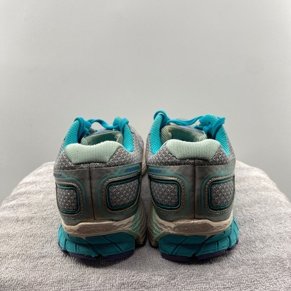 Brooks Shoes Women Size US 9 GTS Carpe Runem Run Happy Edition Pre Owned - Picture 8 of 16